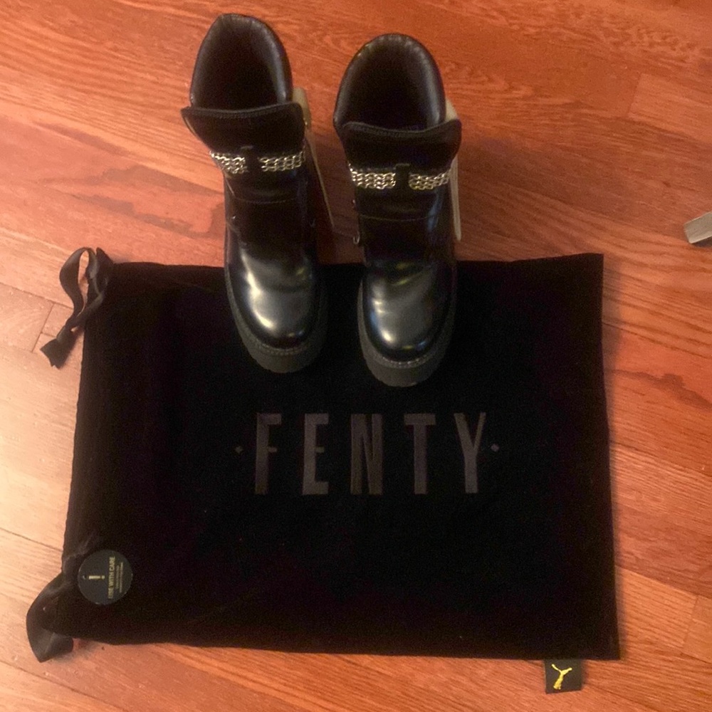 Women’s boots.Special editionFenty Puma byRihanna.All original tags attached.NWT